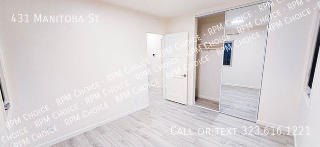 Building Photo - 431 Manitoba St