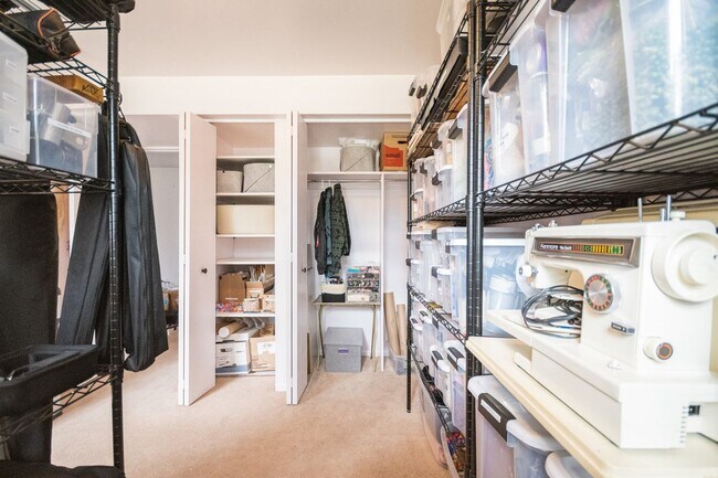 Building Photo - BEAUTIFUL 4 BEDROOM / 3 BATH HOME IN LAFAY...