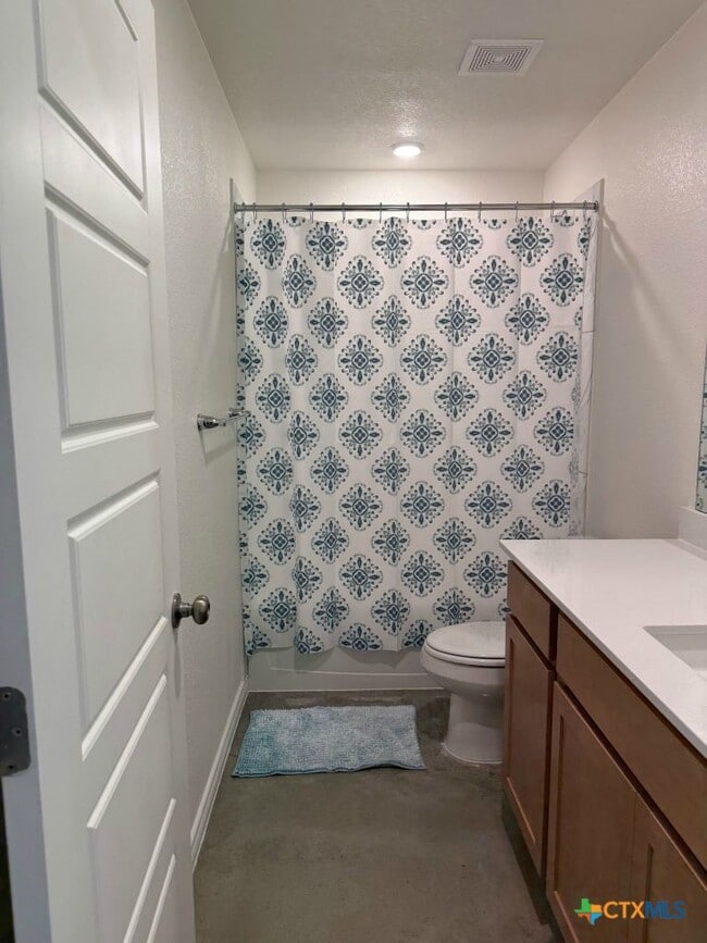 Building Photo - 1125 Lindsey Dr