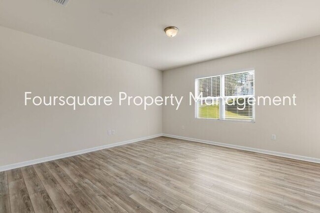 Building Photo - 4 Bedroom Home with 2nd Floor Loft- Kitchen Island & 2-Car Garage – Convenient Raleigh Location