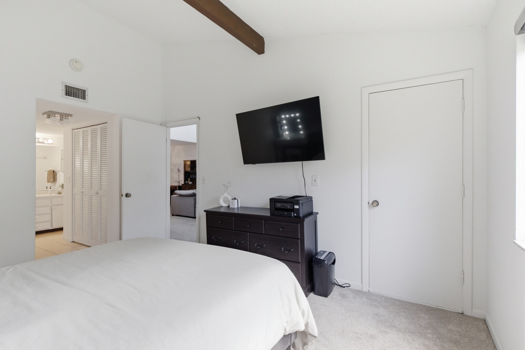 Building Photo - 1628 Clower Creek Dr