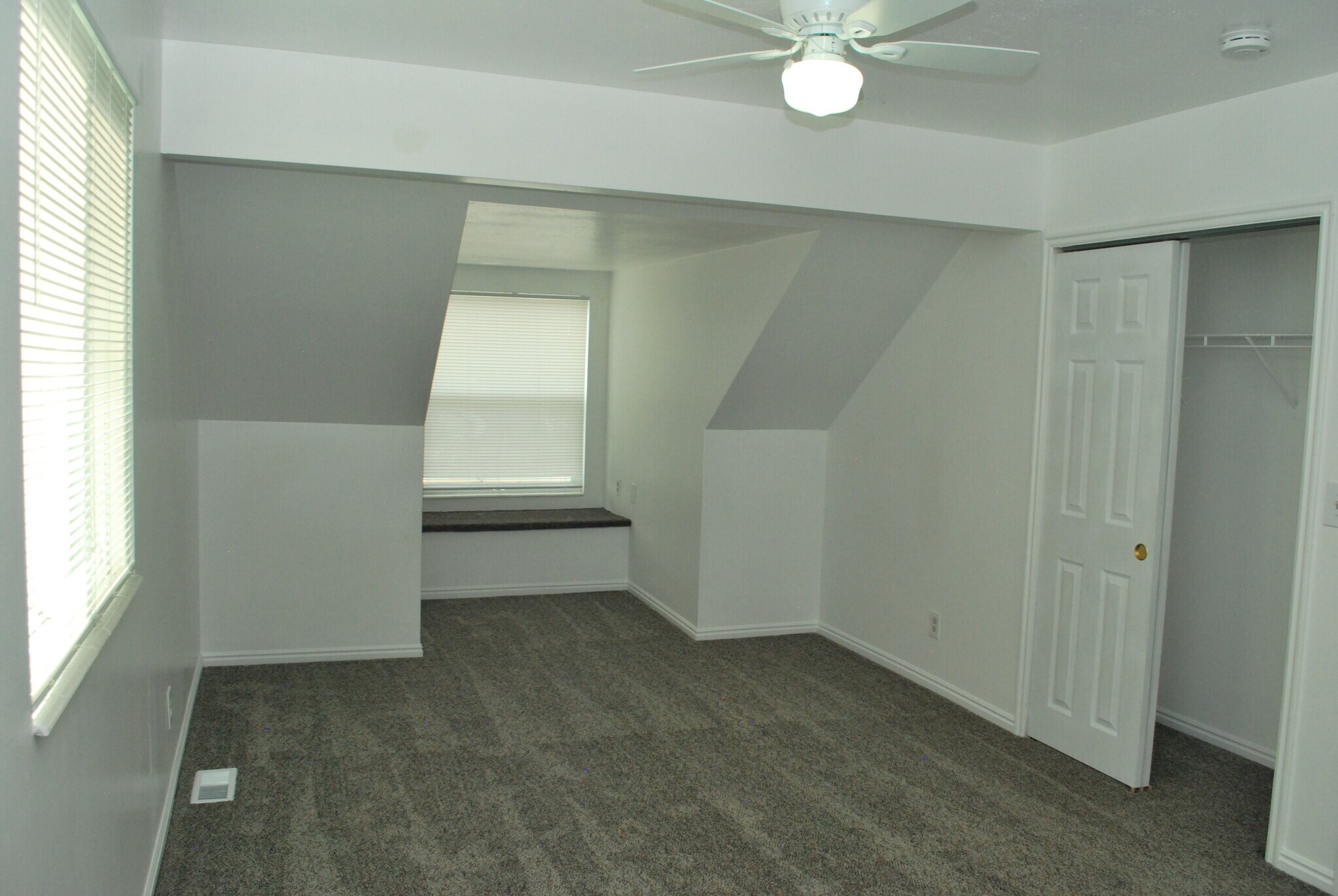 Building Photo - 2954 S 625 W