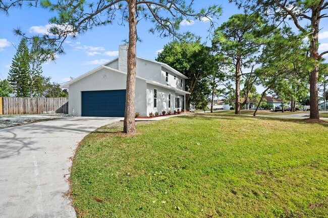 Primary Photo - 1741 SW Brisbane St