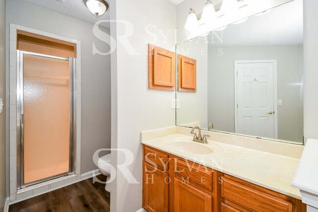 Building Photo - Experience the Lifestyle awaiting you!