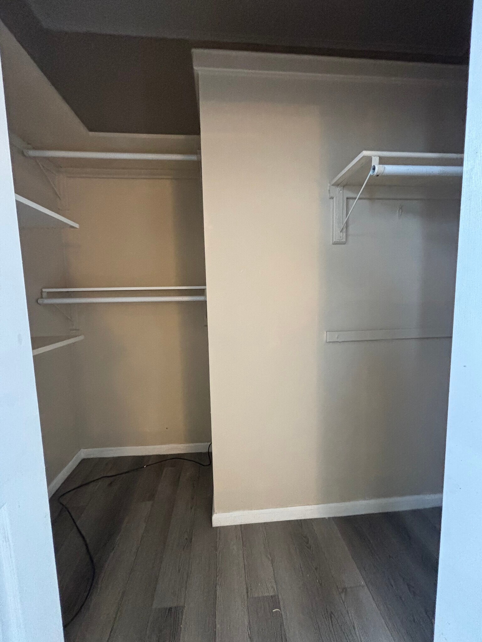 Building Photo - 15 Broadway