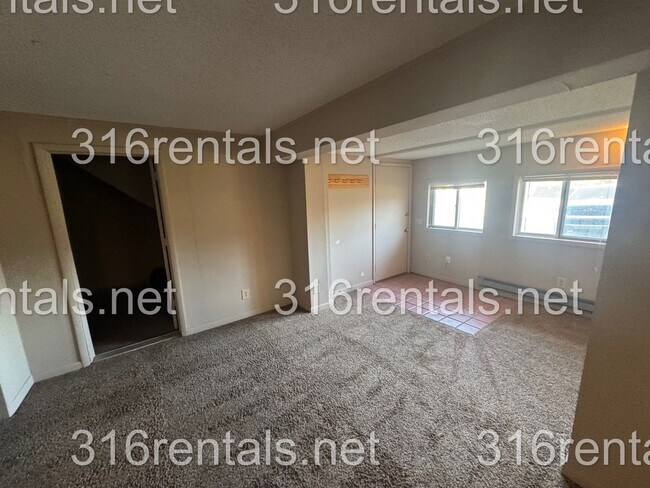 Building Photo - 110 Cherry Hills Ct