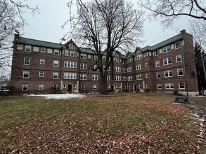 Building Photo - 1112 Curtiss St