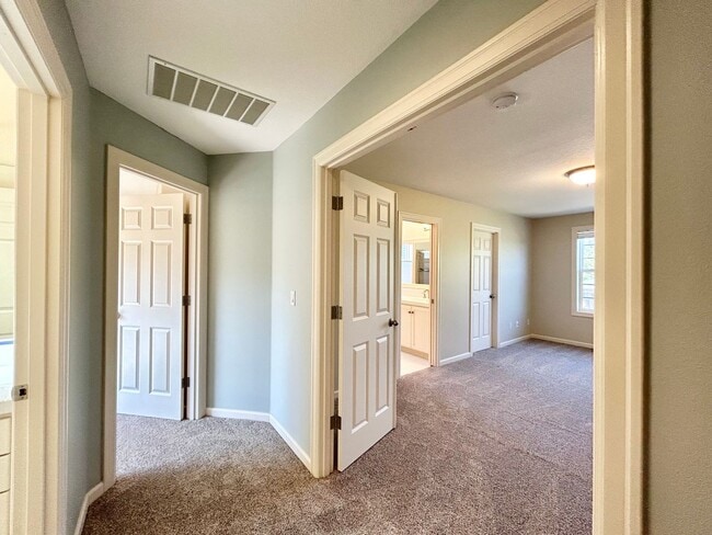 Building Photo - 19857 Bennington Ct