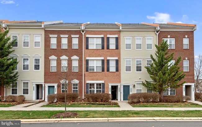 Building Photo - 22769 Fountain Grove Square