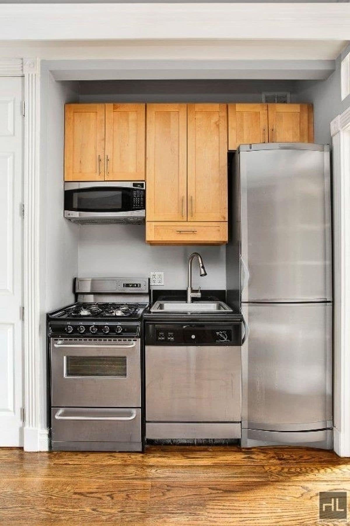 Building Photo - East 1st Street