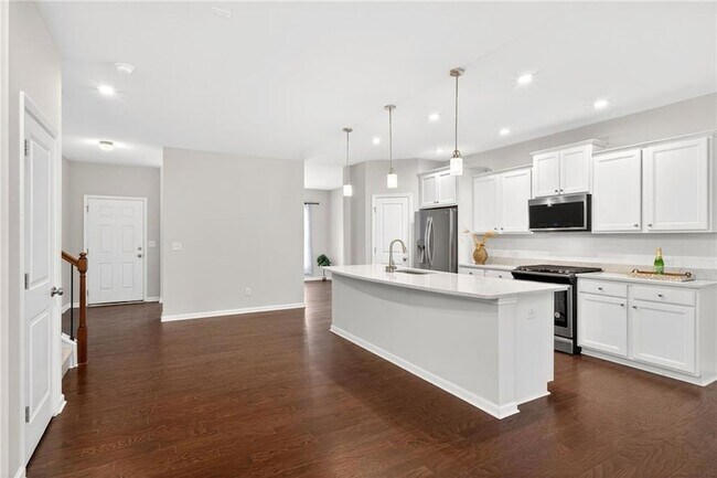 Building Photo - 5377 Fountainhead Ln