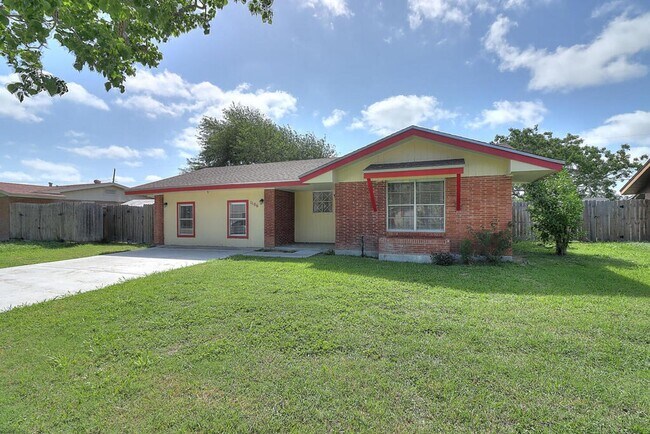 Building Photo - 1106 Bradshaw Dr