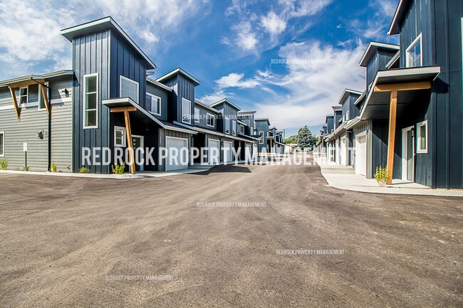 Building Photo - 1582 Latitude Ln