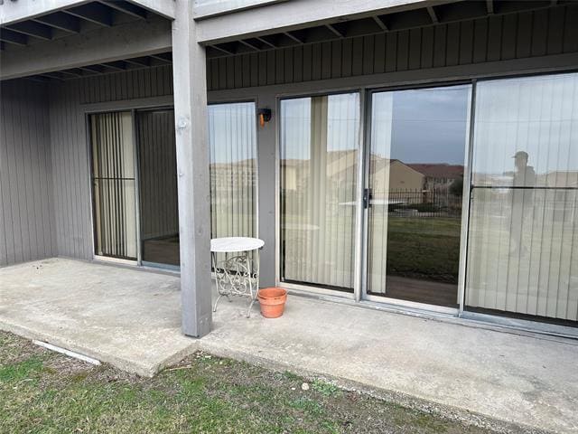 Building Photo - 927 Signal Ridge Pl