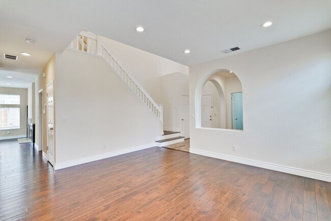 Building Photo - Luxury 5BR North San Jose Home | 2,680 Sq. Ft. | Minutes to BART, Levi's Stadium & Silicon Valley...