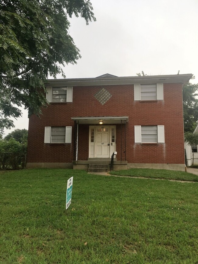 Building Photo - 107 E Adair St