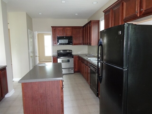 Building Photo - 2933 Eureka Cir