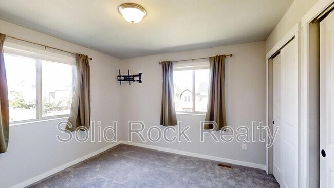 Building Photo - 7621 Red River Wy