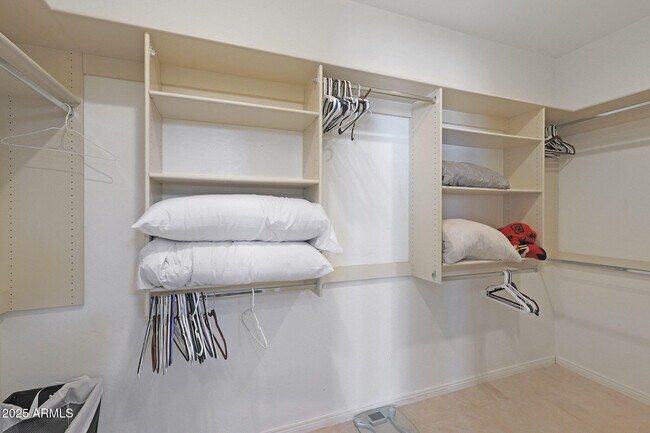 Building Photo - 1740 W Bartlett Way