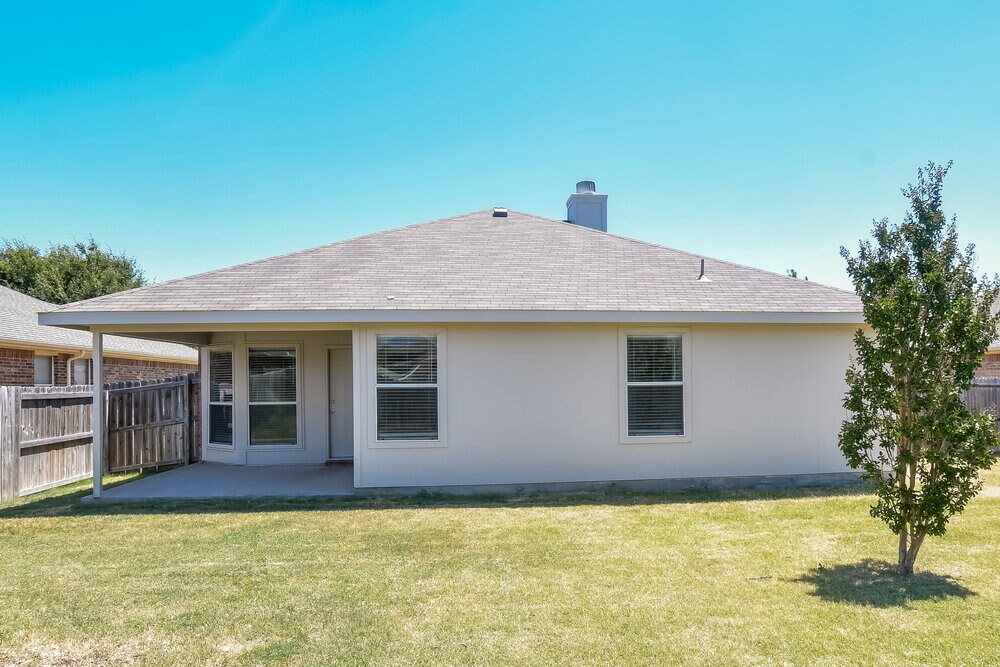 Building Photo - 705 Orchid Blvd