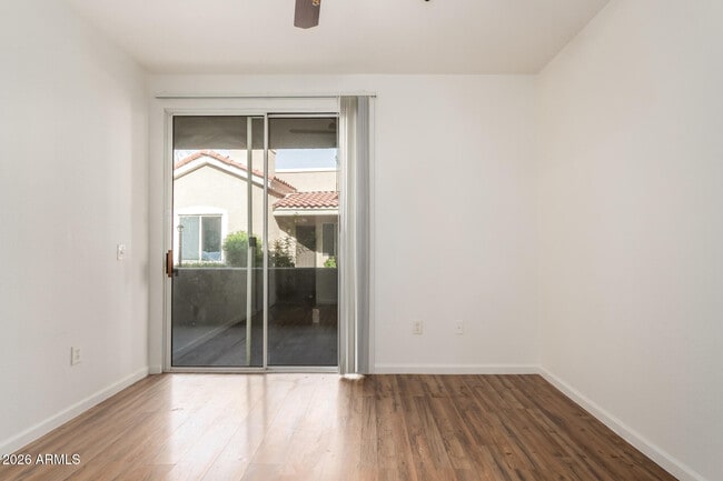 Building Photo - 2929 W Yorkshire Dr