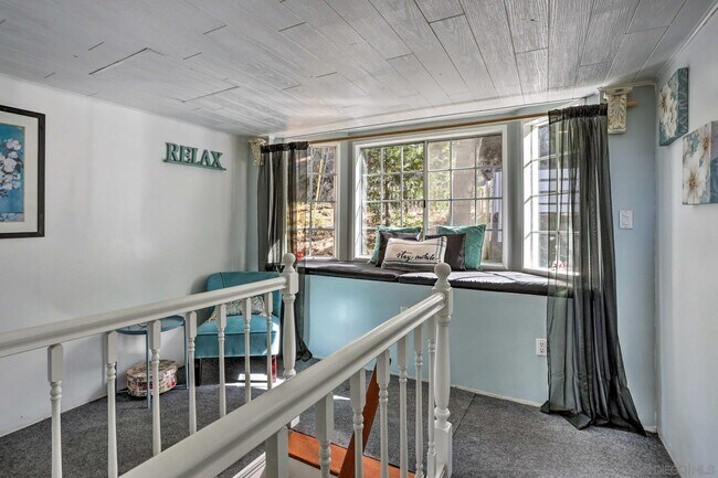 Building Photo - 23984 Skyland Dr