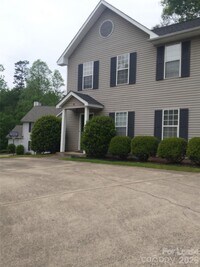 Building Photo - 802 Selwyn Oaks Ct