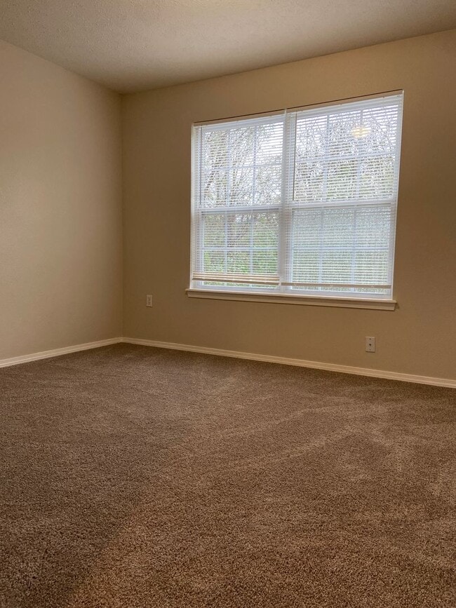 Building Photo - Condominium in Academy Commons