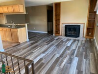 Building Photo - 2 Bedroom Townhome in Maple Grove