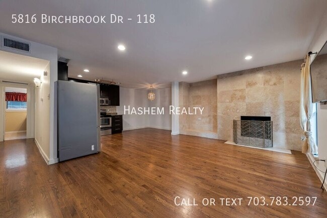 Building Photo - 5816 Birchbrook Dr