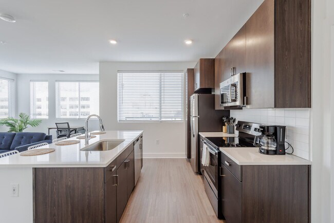 Building Photo - 228 Pike St