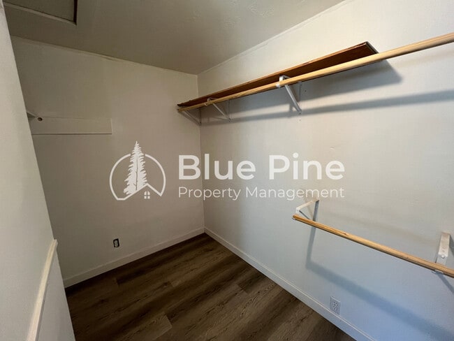 Building Photo - 108 Horrocks Dr