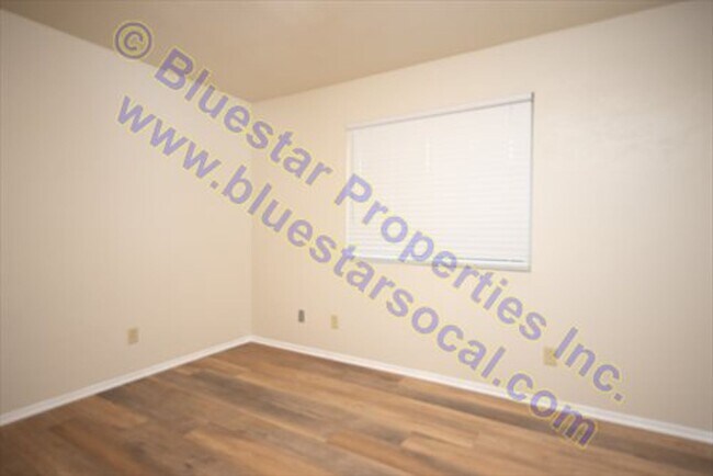 Building Photo - 20705 Thunderbird Rd