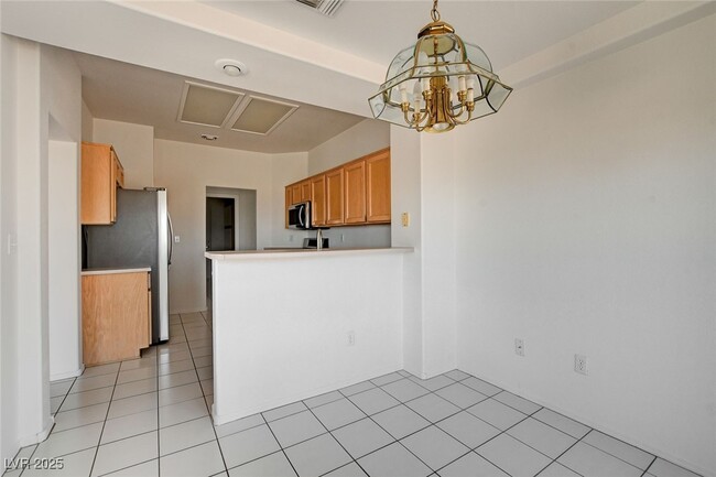 Building Photo - 10928 Button Willow Dr