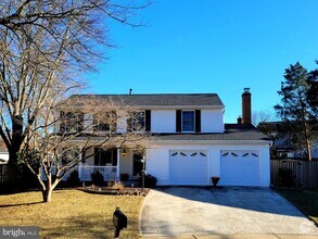 Building Photo - 5416 Hedgerow Ct