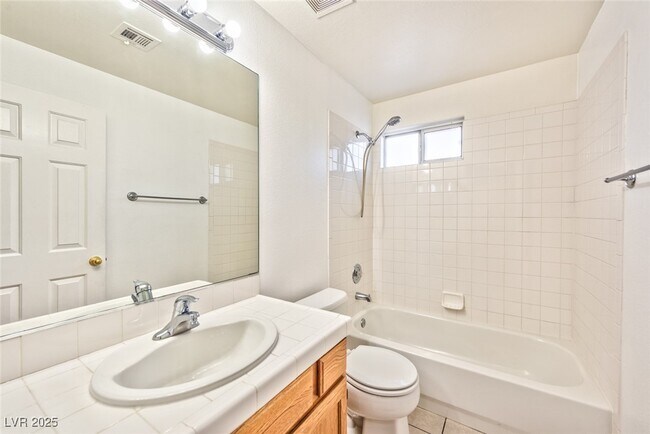 Building Photo - 520 Arrowhead Trail