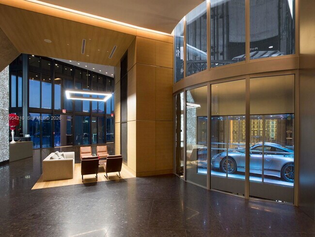 Building Photo - 18555 Collins Ave