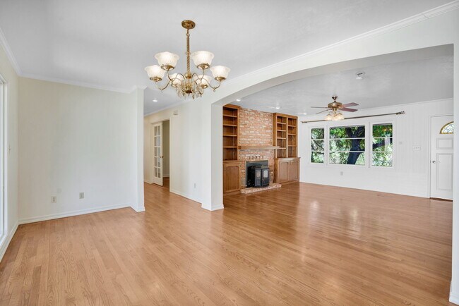 Building Photo - 31638 Lodge Rd