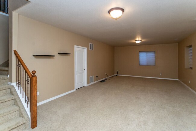 Building Photo - 9922 Red Sage Dr
