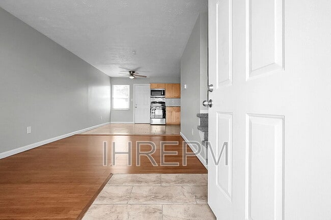 Building Photo - 3072 Morsetown Ct S