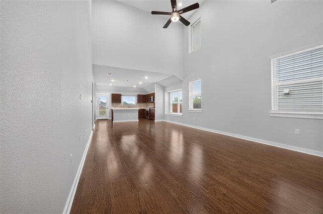 Building Photo - 6904 Pleasanton Pkwy