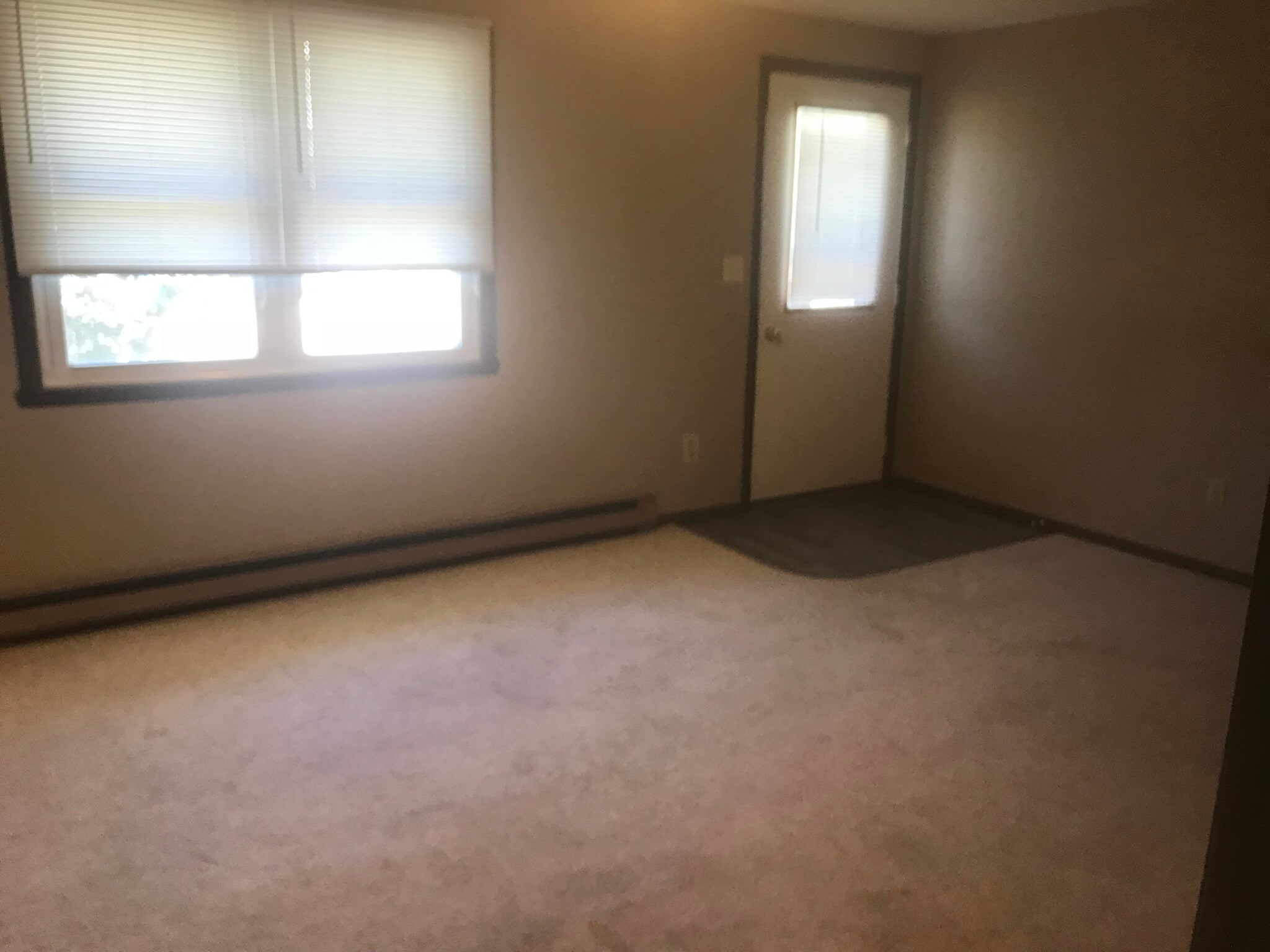 Building Photo - 1316 Sheri Ct