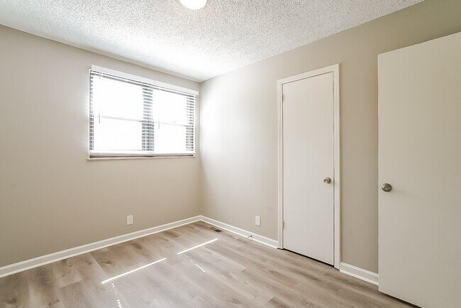Building Photo - 4520 Xavier Dr