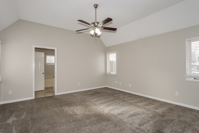 Building Photo - 4387 Cross Creek Cove