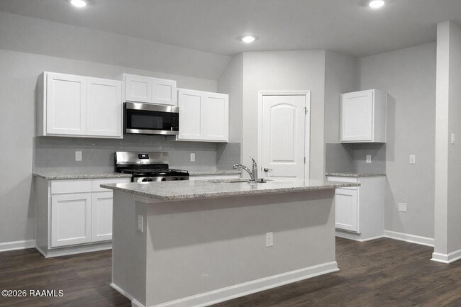 Building Photo - 234 Sidney Oaks Dr