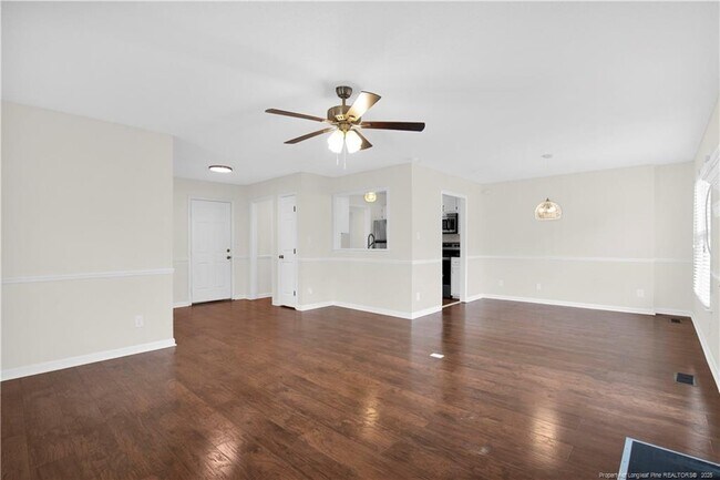 Building Photo - 7000 Medway Ct