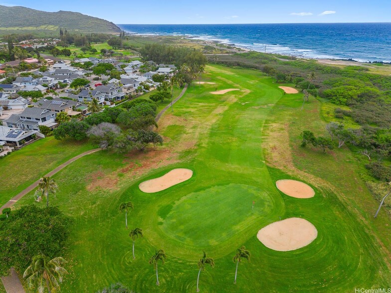 Hawaii Kai Golf Course and Surrounding Beaches - 353 Holokai Pl