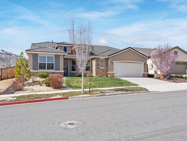 Primary Photo - Located in the Exclusive Somersett Regency...