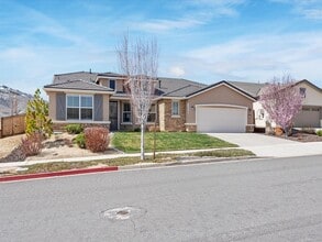 Building Photo - Located in the Exclusive Somersett Regency...