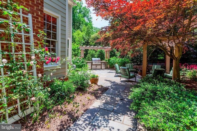 Building Photo - 9110 Sterling Montague Dr